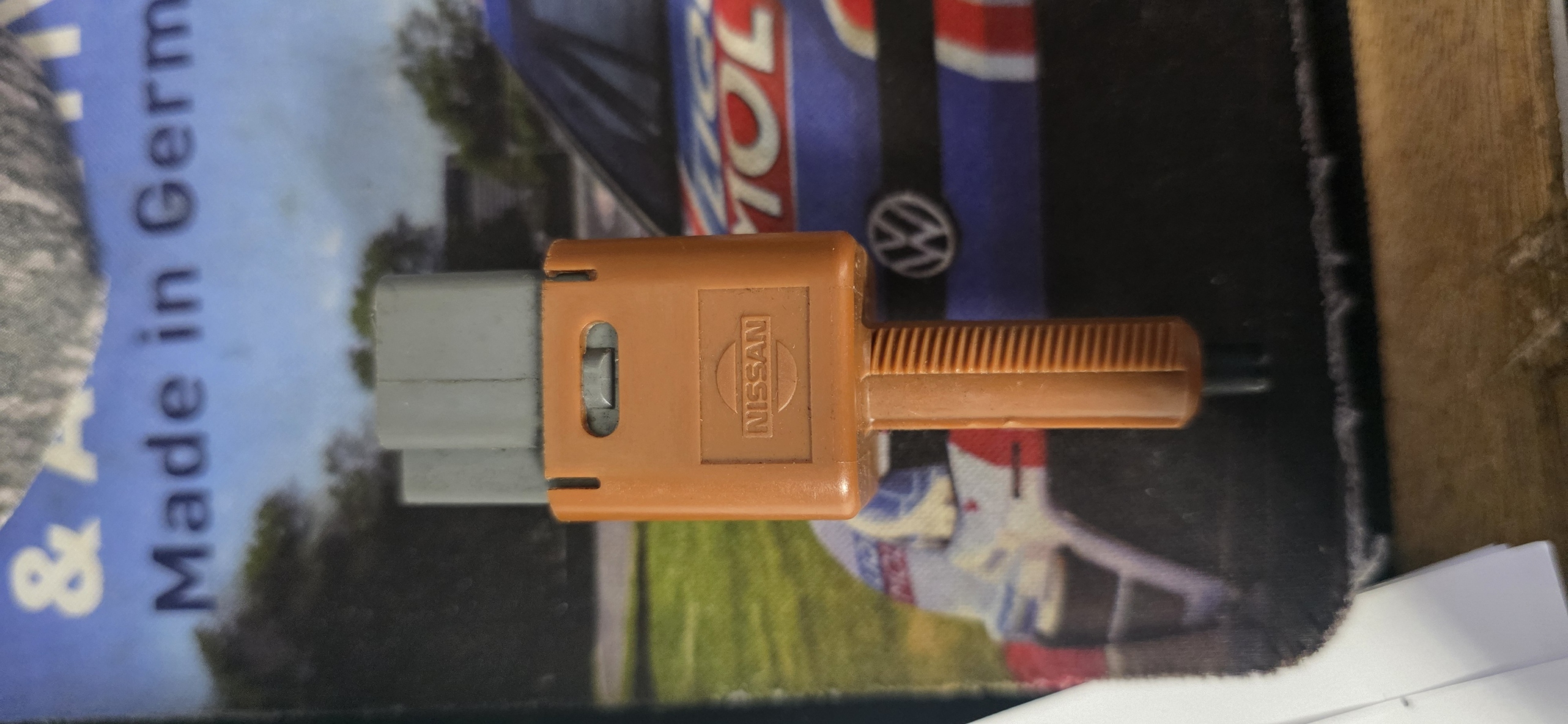 Used Stoplight Switch - Nissan OEM 25320-JN00A - (Autozone PN: SW8275)
